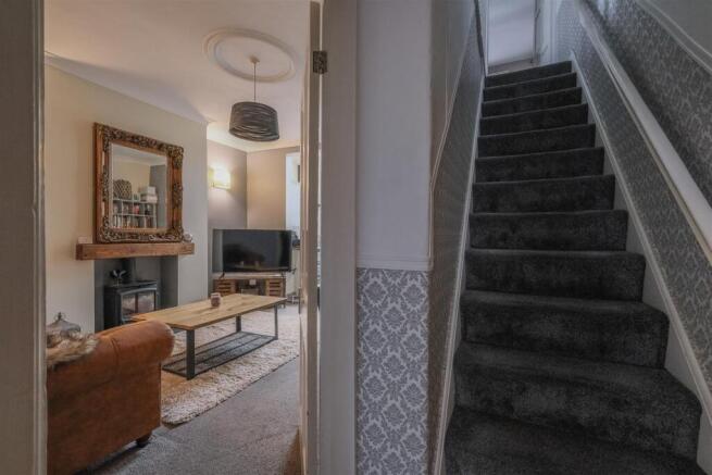 3 bed Terraced for sale Image 11