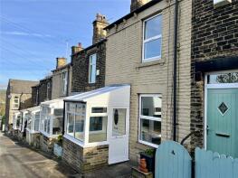32, Vine Street, Cleckheaton BD19 3DN