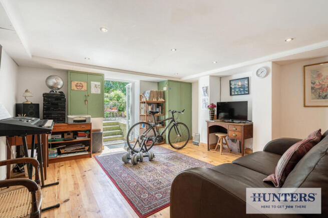 4 bed Terraced for sale Image 9