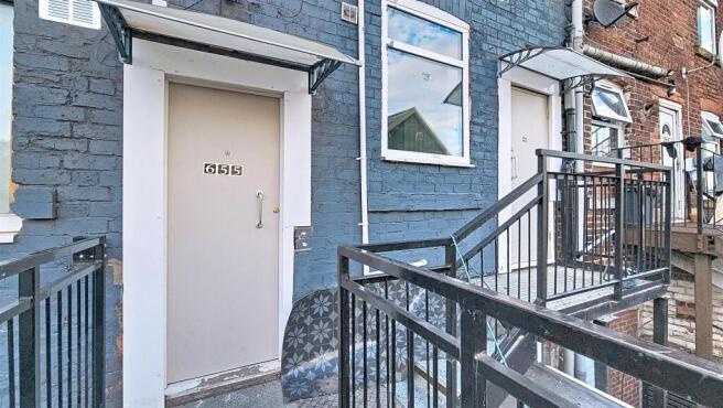 1 bed Apartment to rent Image 6