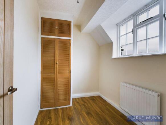 2 bed House to rent Image 12
