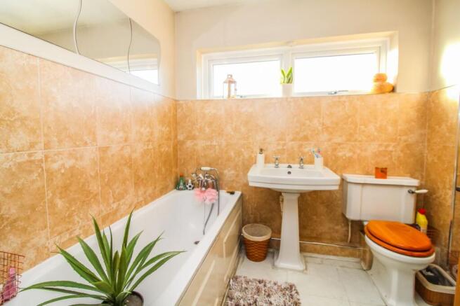 Family Bathroom. 