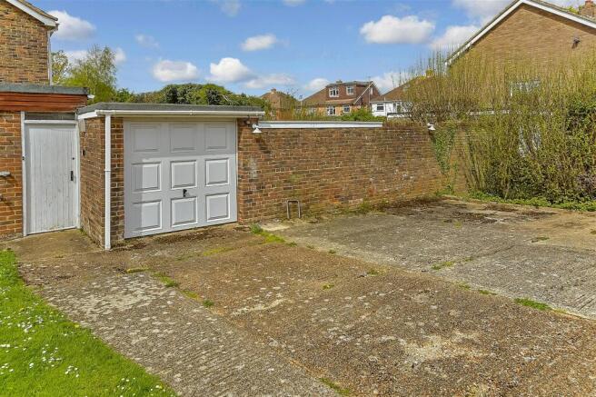 Driveway/Parking