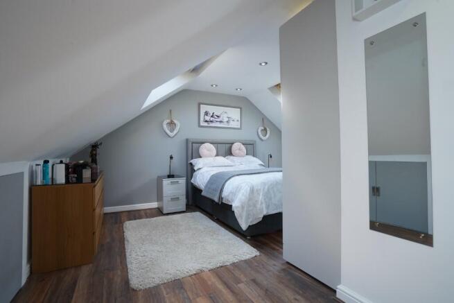 3 bed Semi-Detached for sale Image 12