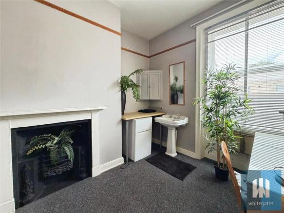 1 bed House Share to rent Image 4
