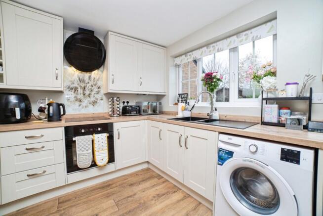 Lower Meadow Lane, Huthwaite, Sutton-in-Ashfield, Nottinghamshire, NG17 photo 4