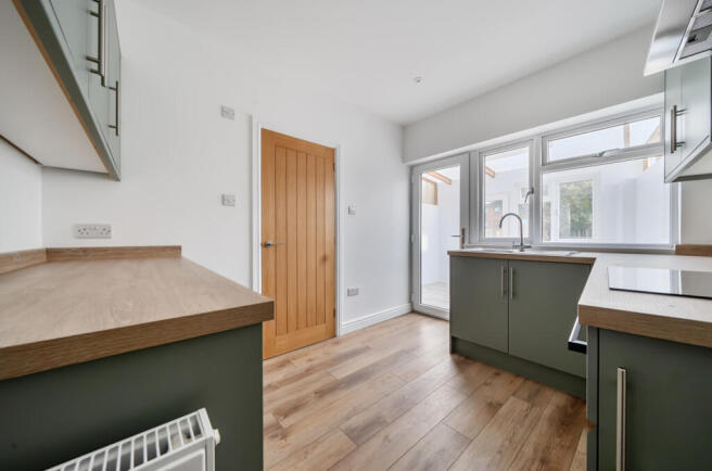 Vicarage Street, Leominster, Herefordshire, HR6 8DS photo 4