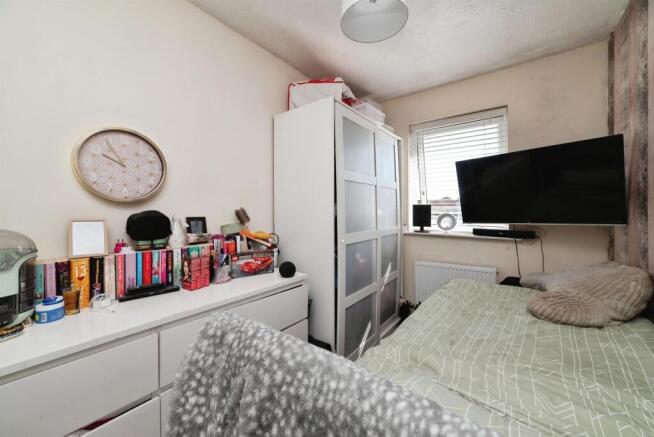 2 bed Semi-Detached for sale Image 12