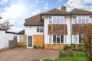 39, Severn Drive, Esher KT10 0AJ