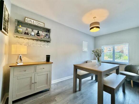 Moorland Rise, Meltham, Holmfirth photo 4