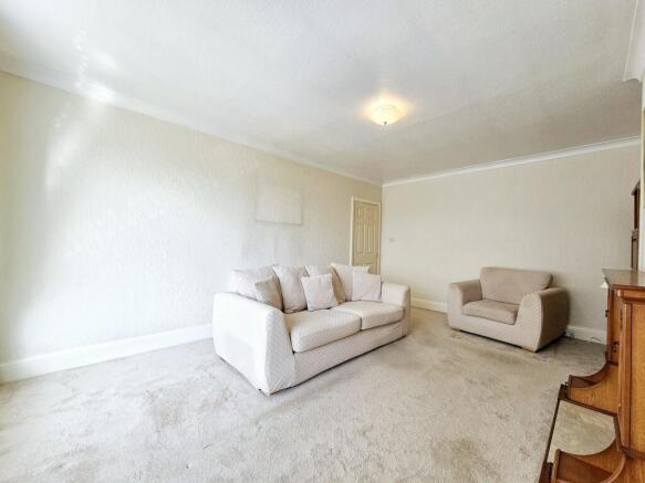 2 bed Semi-Detached Bungalow for sale Image 4