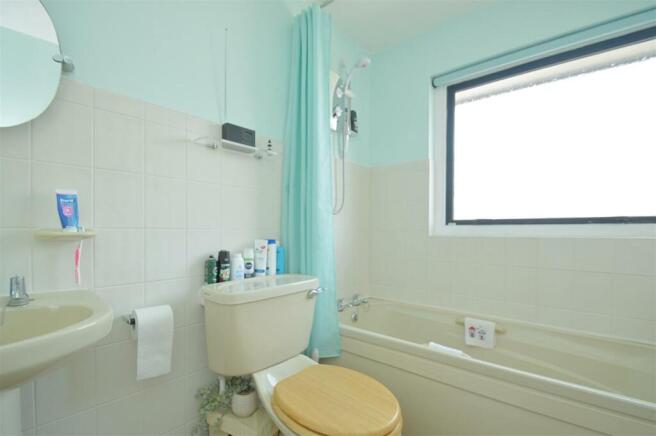 Bathroom.jpg