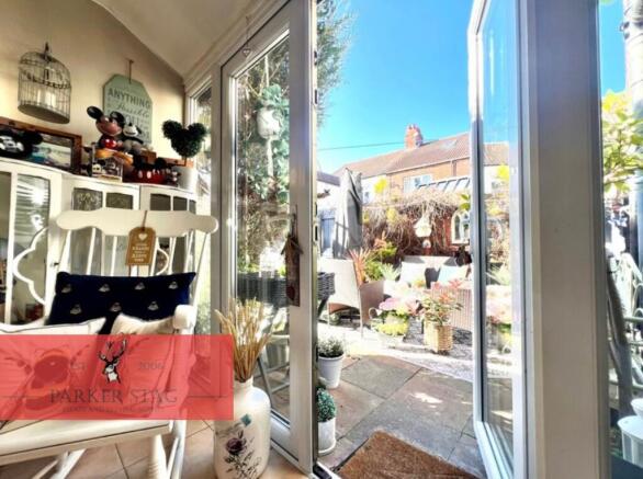 4 bed Semi-Detached for sale Image 12