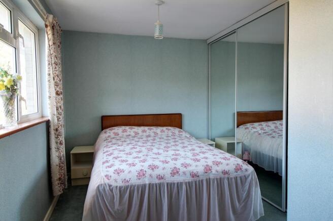 Bedroom 2 (Double)