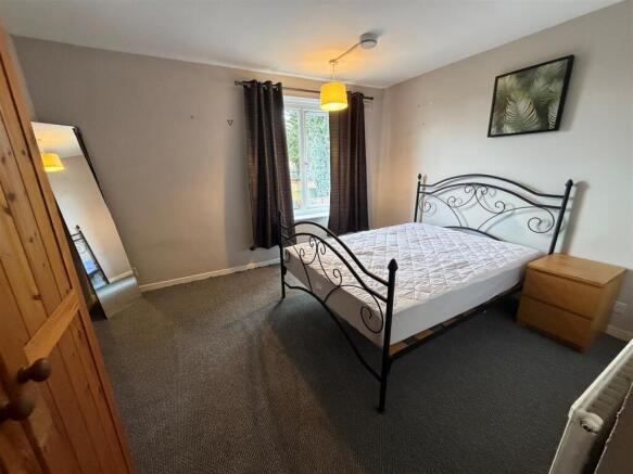 Room 3.jpg
