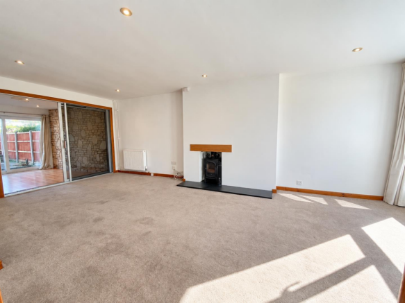 7, Newleaze Park, Melksham photo 4