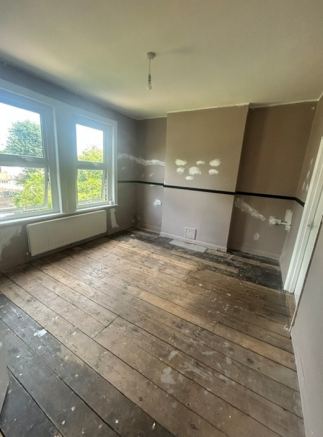 Bedroom & living space