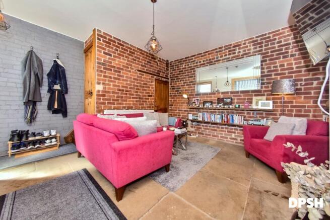 1 bed Terraced for sale Image 4