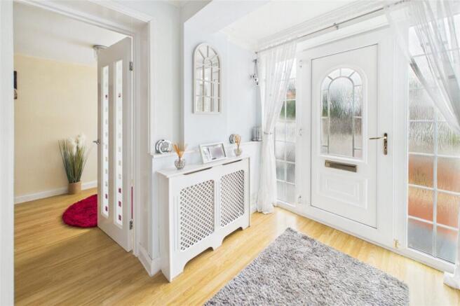 4 bed Semi-Detached for sale Image 4