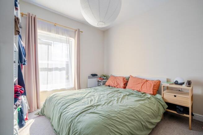 1424474-5-69b173b...