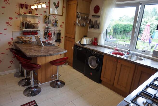 Kitchen / Breakfast