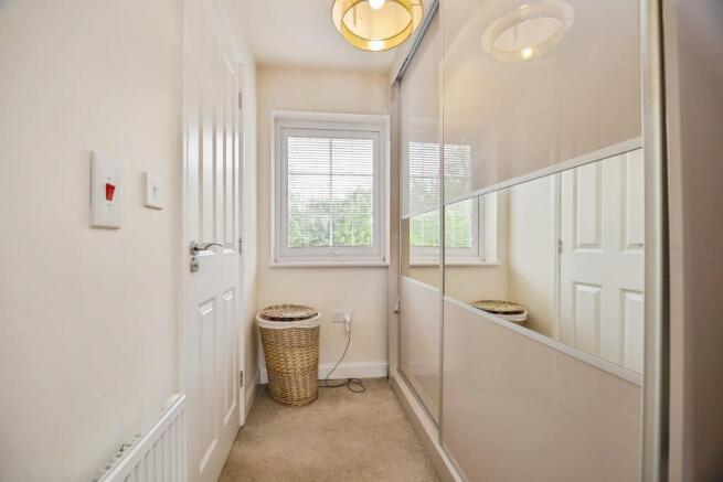 3 bed Detached for sale Image 11