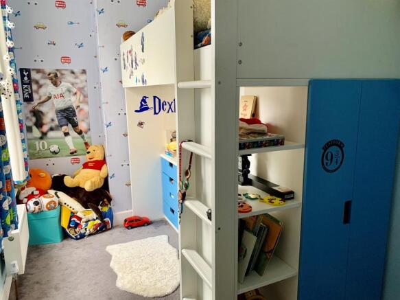 Photo 11