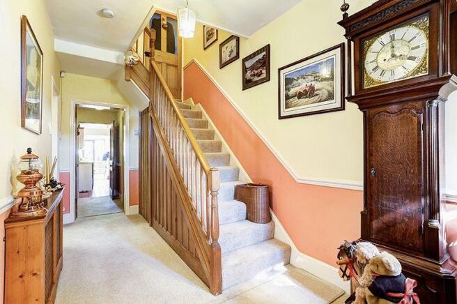 RECEPTION HALLWAY