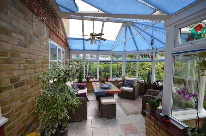Garden Room 