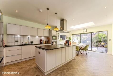 Berwick Road, London, N22