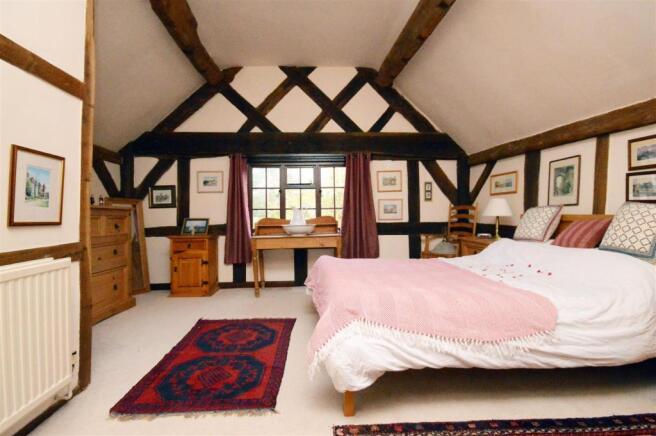 06 Bedroom 1.JPG