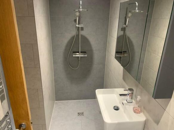 WET ROOM