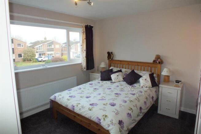 Bedroom 2.JPG
