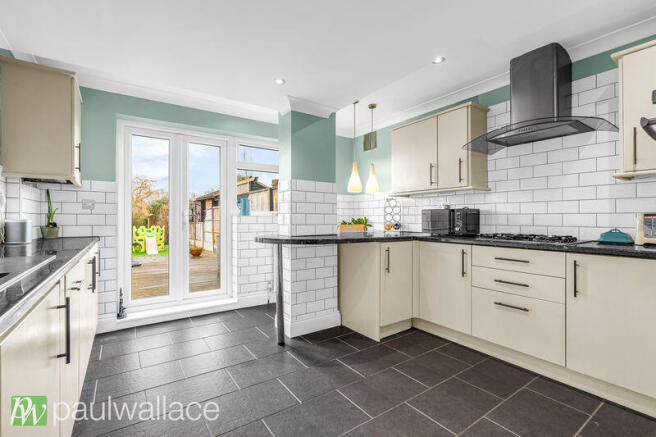 Kitchen / Breakfast Room