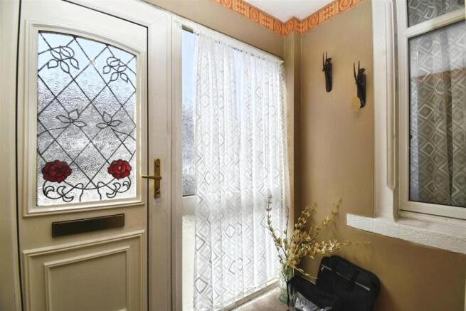 3 bed Terraced for sale Image 5