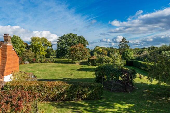 house. estate agent Rudgwick field