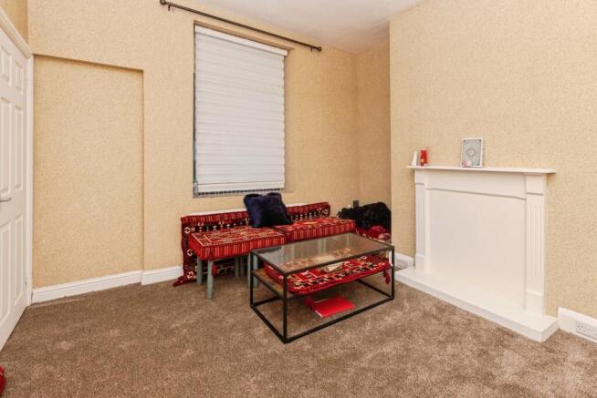 4 bed Terraced for sale Image 9