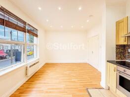 701a, High Road, North Finchley, London N12 0BT