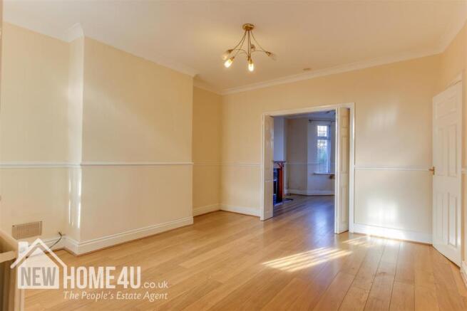 DINING ROOM:
