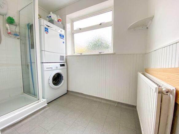 Utility/Shower...