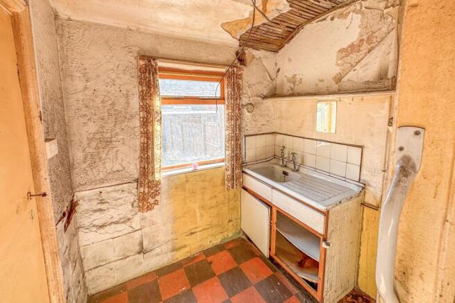 18 Nether Road, Ecclesfield, Sheffield, South Yorkshire, S35 9XT