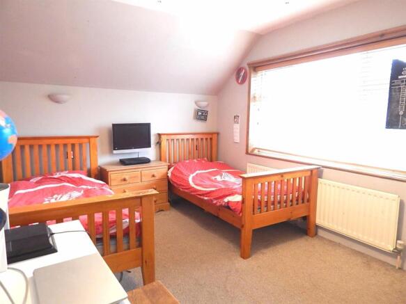Bedroom 2.jpg