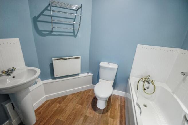 Photo 12