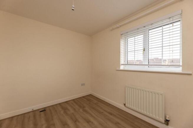3 bed Town House for sale Image 12