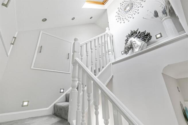 SECOND FLOOR LANDING