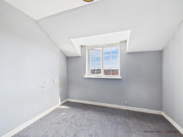 2 bed Flat for sale Image 7