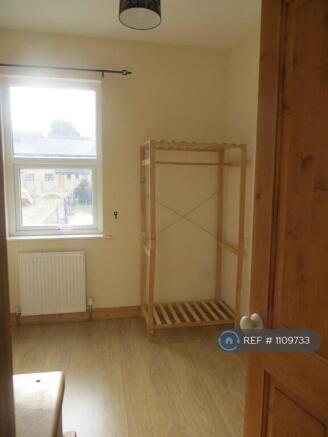 2 bed End of Terrace to rent Image 12