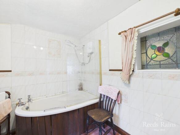 2 bed Detached for sale Image 12