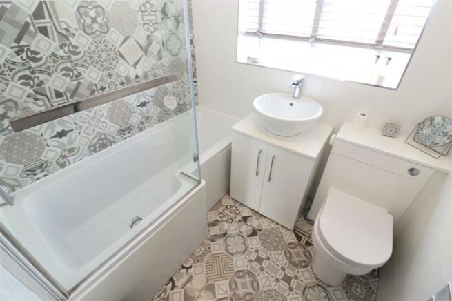 Bathroom / WC