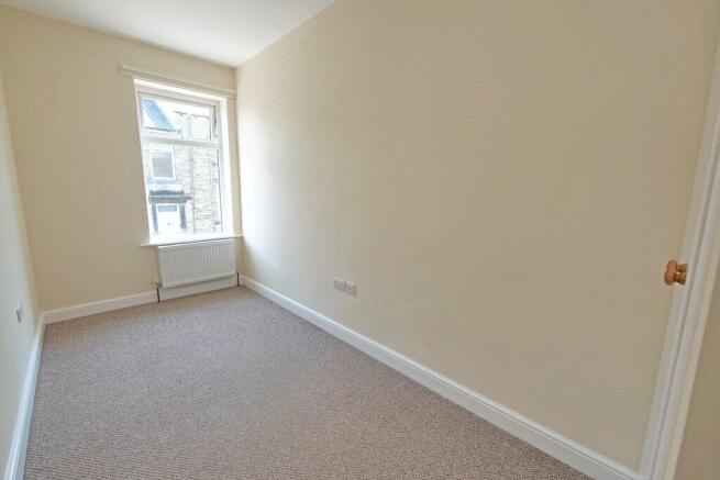 2 bed Terraced for sale Image 7